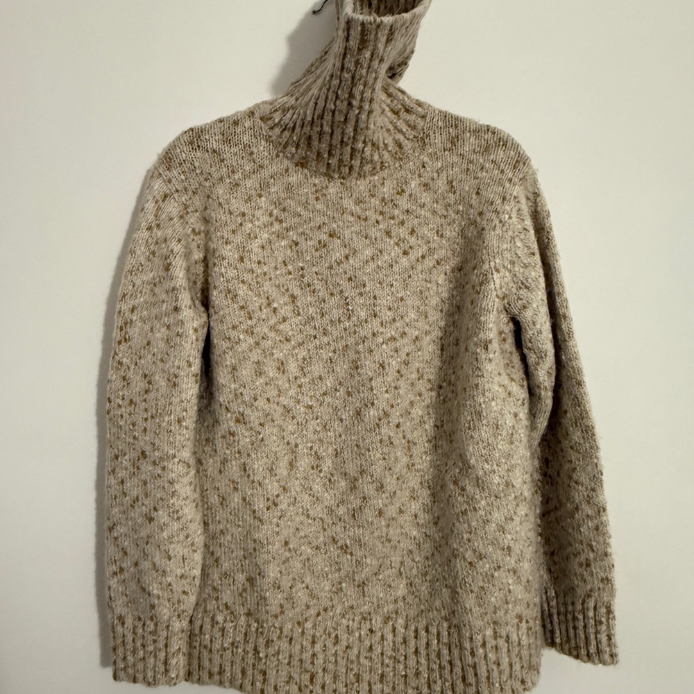 Lou & Grey Textured Cream Sweater